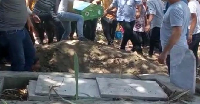 "Harnup hırsızlığı" kavgasında öldürülen genç toprağa verildi