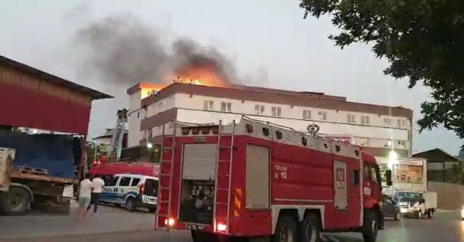 Yangını görüntüleyip söndürülmesi için dua etti