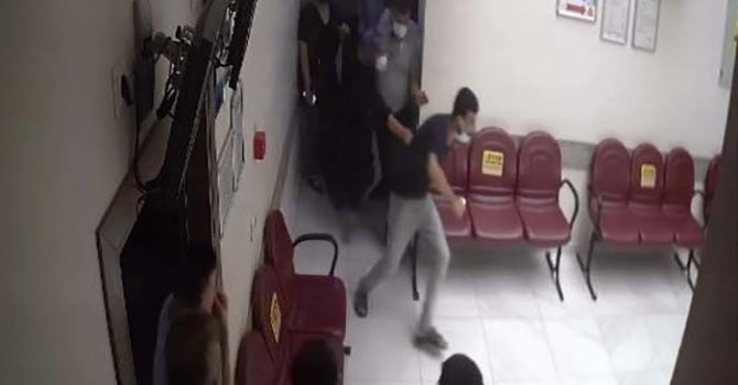 Mersin’de tedaviyi beğenmeyen hastanın ağabeyi diş hekimini darp etti