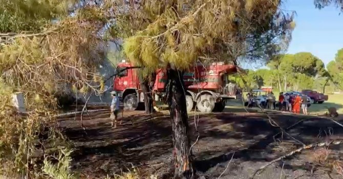 Turizm bölgesindeki yangın golf sahasına sıçradı