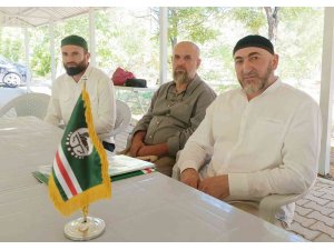 Soltıkhanov: “Kadirov, Rusların emellerine hizmet ediyor"