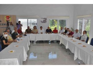 Mersinli gazeteciler ’Basın Bayramı’nda bir araya geldi