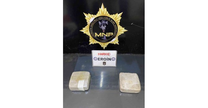 Moto kuryeden 2 kilo eroin çıktı