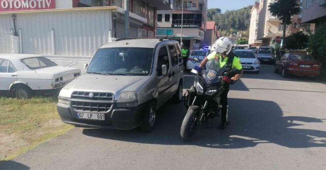 Dur ihtarına uymayan alkollü sürücü adayı “Şahin” ekibinden kurtulamadı