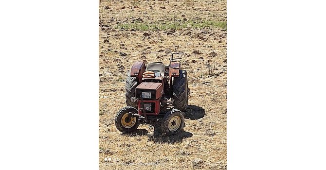 Traktör şarampole yuvarlandı: 2 yaralı