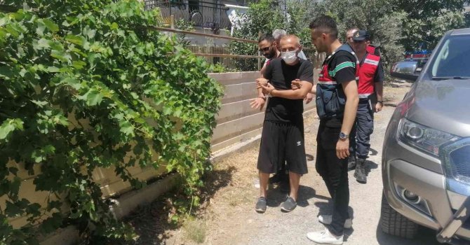 Trafik kazası izlenimi verilmek istenen cinayeti jandarma aydınlattı
