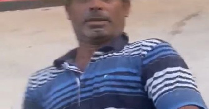 Ambulansa kafa attı, araca zarar vermeye çalıştı