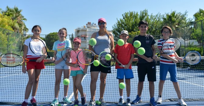 Genç raketler yetişiyor