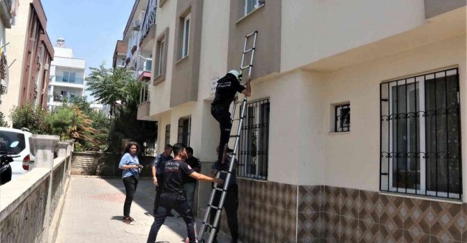 İki gündür işe gitmeyen odyometrist evinde ölü bulundu