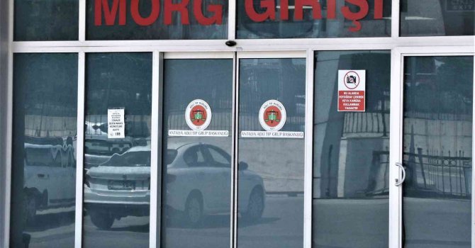 Anne temizlik yaparken 2.5 yaşındaki çocuğu balkondan düşüp öldü