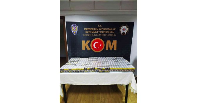 İskenderun’da bin paket kaçak sigara yakalandı