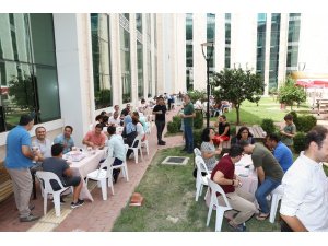 ALKÜ’de aşure ikramı