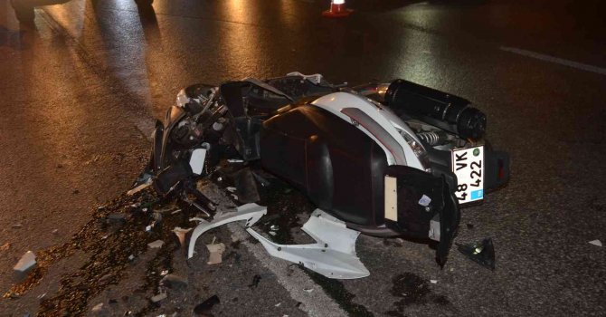 Antalya’da motosiklet kazası: 2 ağır yaralı