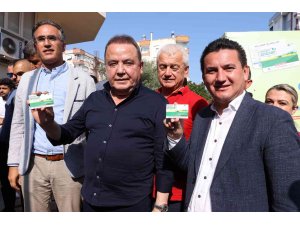 Başkan Böcek, çiftçi kartı projesini tanıttı