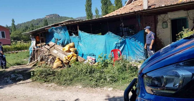 Burdur’da genç kadın, ahırda ölü bulundu