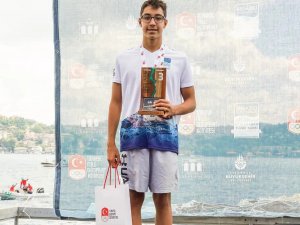 Antalyasporlu Atakan, kıtalararası şampiyon