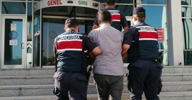 Mersin’de aranan 26 şüpheli yakalandı