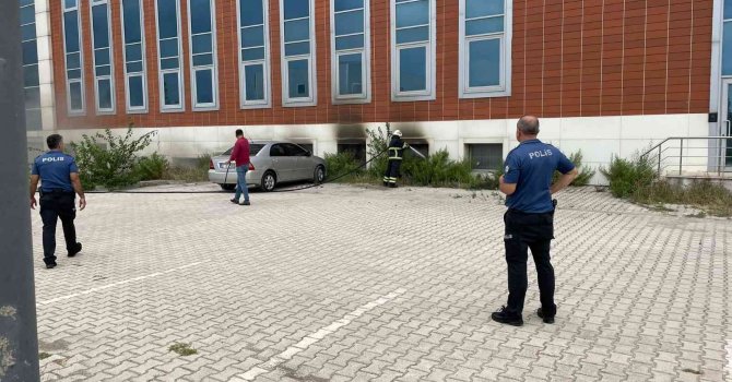 İskenderun Adliyesi’nde yangın