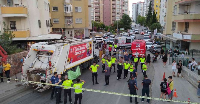 Adana’da çöp kamyonunun altında kalan çocuk öldü