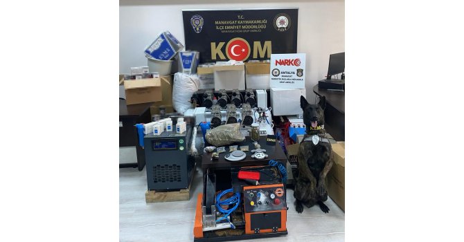 Antalya’da uyuşturucu ve kaçak sigara operasyonuna 1 tutuklama