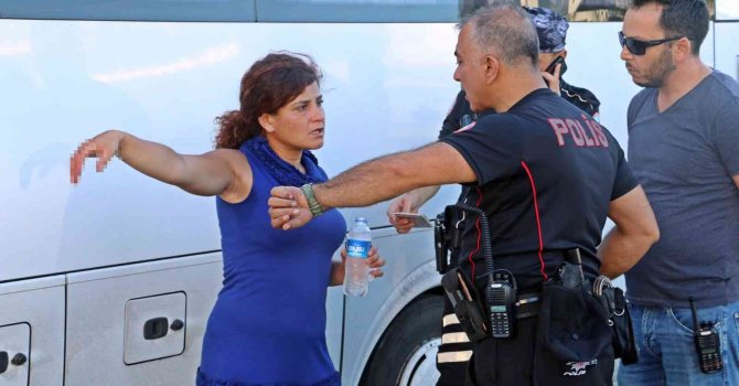 Genç kadına kap-kaç şoku