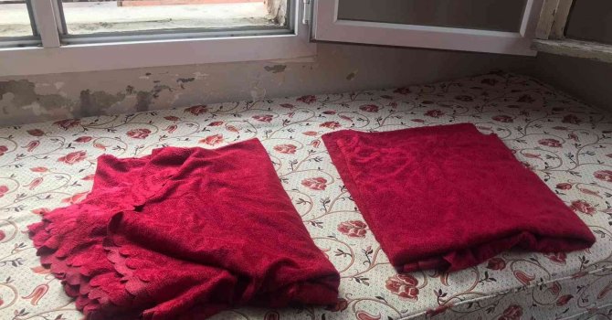 Cinayet zanlılarını "kırmızı örtü" ele verdi