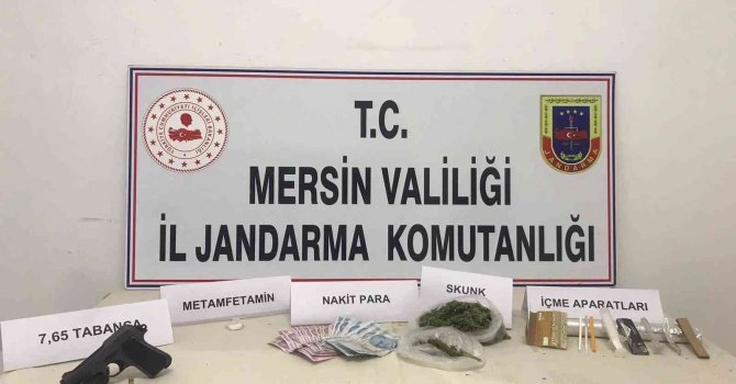 Uyuşturucu satan 3 kişi yakalandı