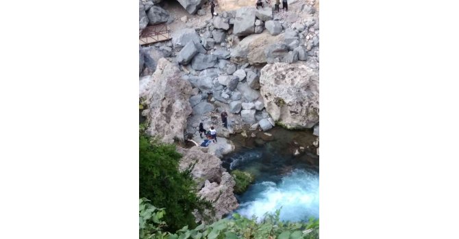 Adana’da 13 yaşındaki kız çocuğu şelalede boğuldu