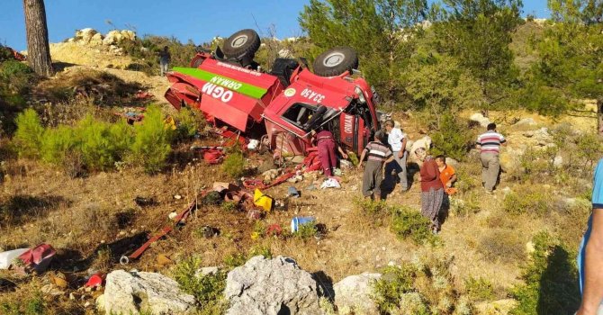Yangına giden orman personeli kaza yaptı: 3 yaralı
