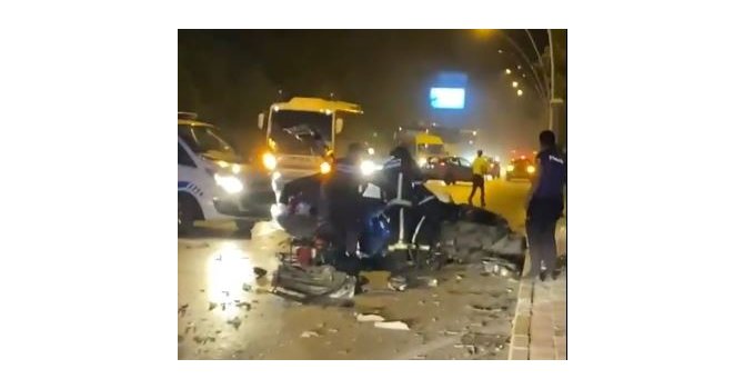 Yeğenlerini otogardan yolcu eden çift eve dönüş yolundaki kazada can verdi