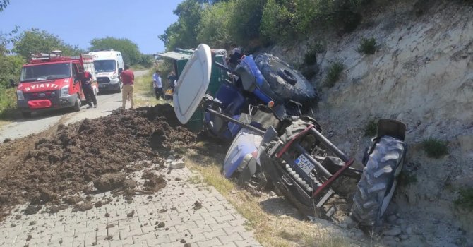 Şarampole devrilen traktörün sürücüsü yaralandı