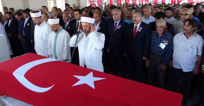 Pençe-Kilit şehidi Fatih Kalkan son yolculuğuna uğurlandı