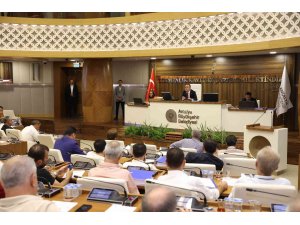 Büyükşehir Meclisi 157 maddeyi görüşerek karara bağladı
