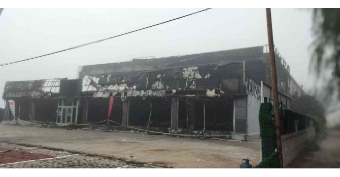 Kahramanmaraş’ta mobilya mağazasında yangın