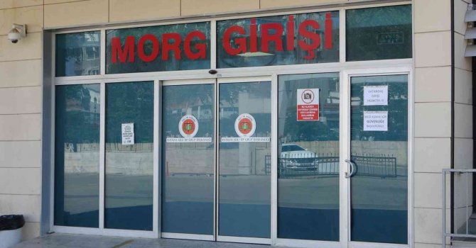 Rus gencin çekiç dehşetinde babadan sonra ağır yaralanan anne de hayatını kaybetti