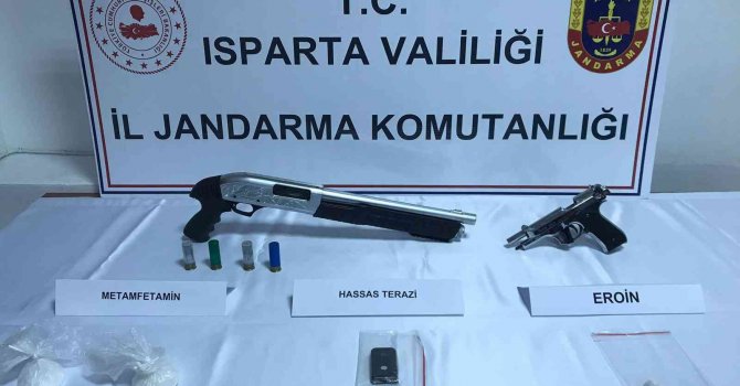 Isparta’da uyuşturucuyla mücadele operasyonları: 8 şüpheli yakalandı