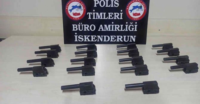 Hatay’da 18 adet kurusıkı tabanca namlusu ele geçirildi
