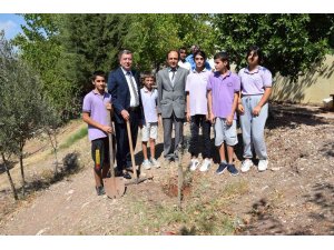 Kasapçayırı İlk ve Ortaokulu’na "Çevre Dostu Okul" unvanı
