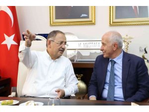 Özhaseki: "Milletin menfaatine olan ne varsa takipçisiyiz"