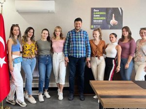 Voleybolculardan  teşekkür ziyareti