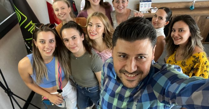 Voleybolculardan  teşekkür ziyareti