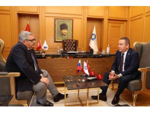 Başkan Böcek: “Rus turist sayısı 2 milyonu aştı”