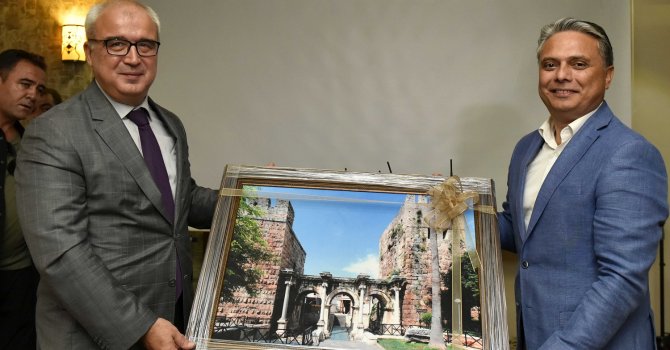 Muratpaşa, Kaymakam Arısoy’a veda etti