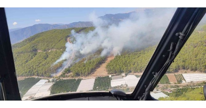 Antalya’da Kumluca’da orman yangını