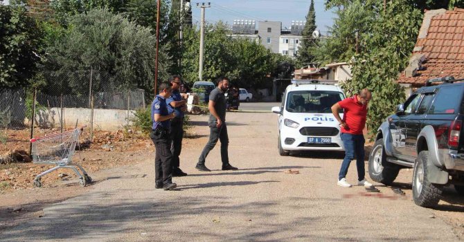 Sokak ortasında silahlı saldırıya uğrayan yaşlı kadın öldü