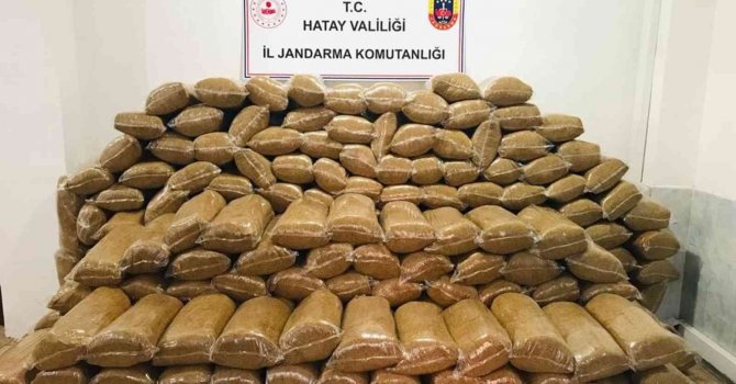 Hatay’da 1 ton 500 kilogram kaçak tütün ele geçirildi