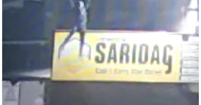 Market sahibi cesaretine hayran kaldı: Komando gibi marketlere girip paraları çaldı