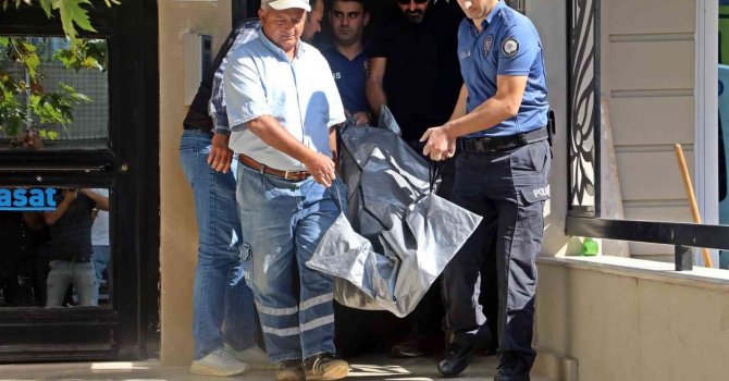 Öğrencisi evinde ölü bulunan şahsın öğretmenlikle ilişiği kesildi