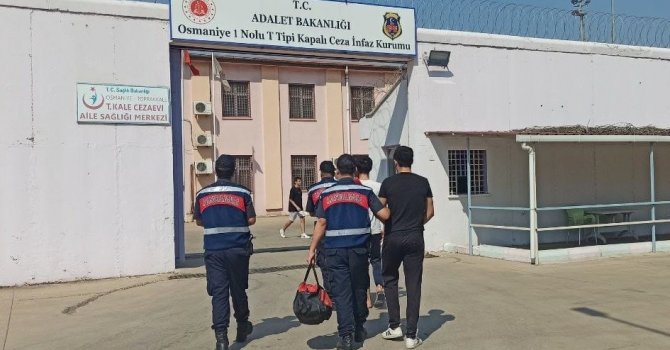 Kadirli’de 4 yıl 3 ay hapis cezasıyla aranan hükümlü yakalandı