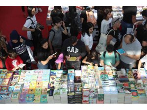 12. Antalya Kitap Fuarı’nda yerel yazarlar okurlarıyla buluşuyor